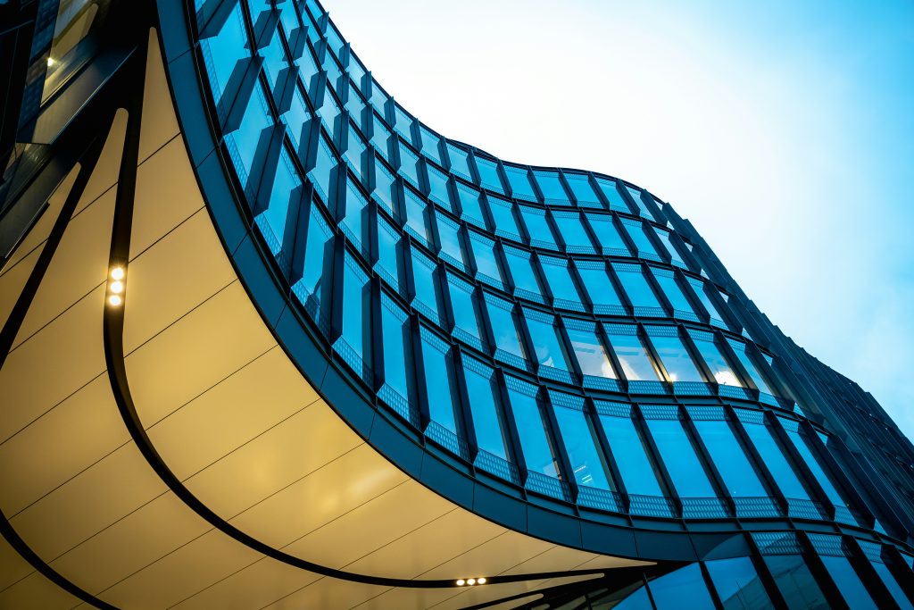 The Intersection of Architecture and Eyewear: A Fusion of Form and Function